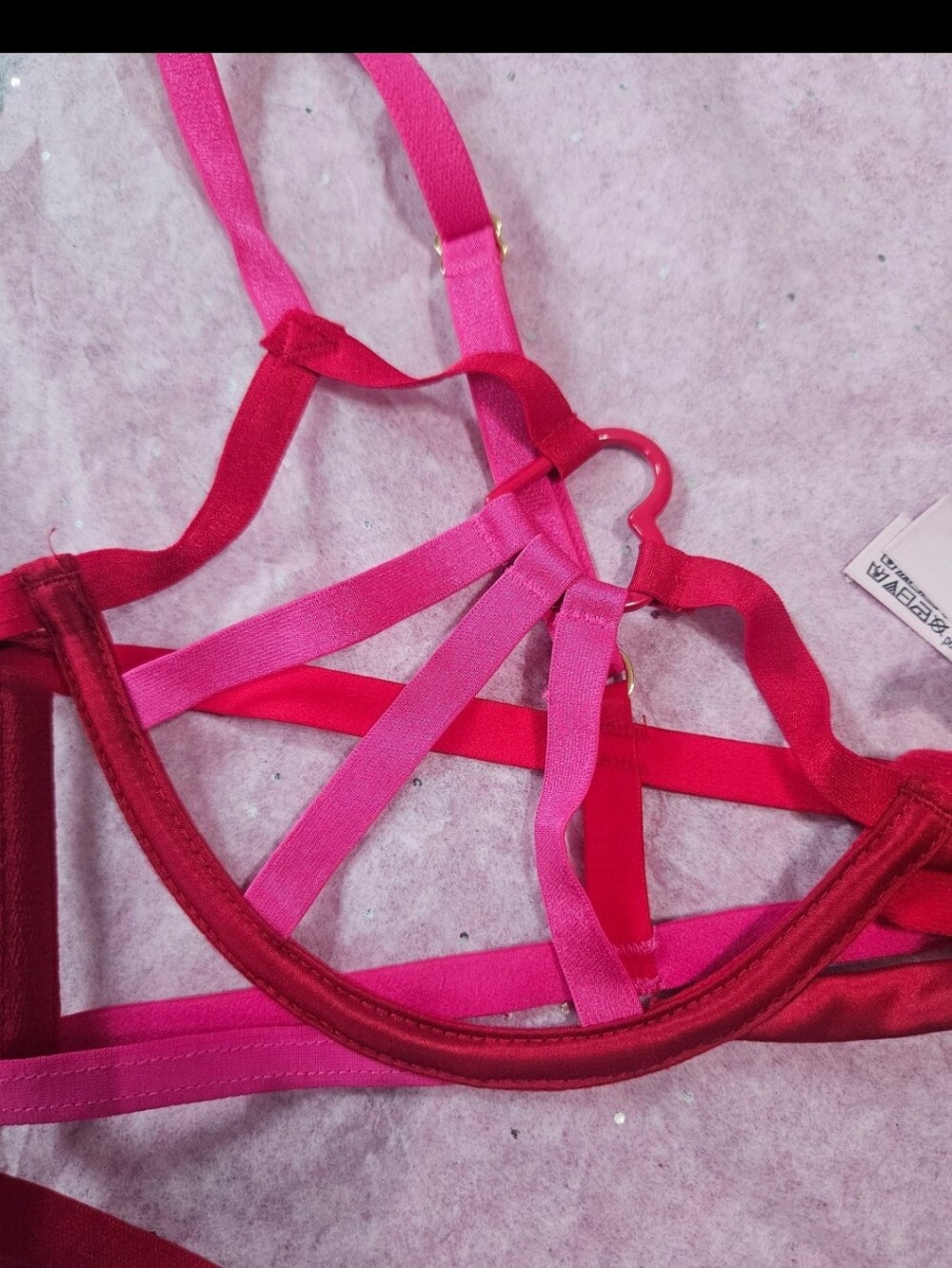 Victoria's Secret Heart Caged Unlined Set - Picture 2 of 4